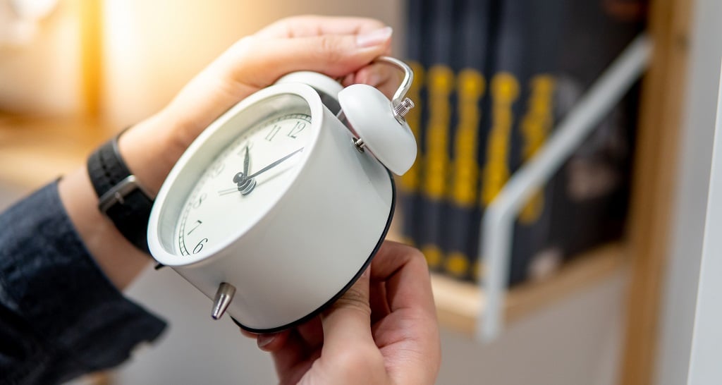 Pros and Cons of Daylight Savings Time