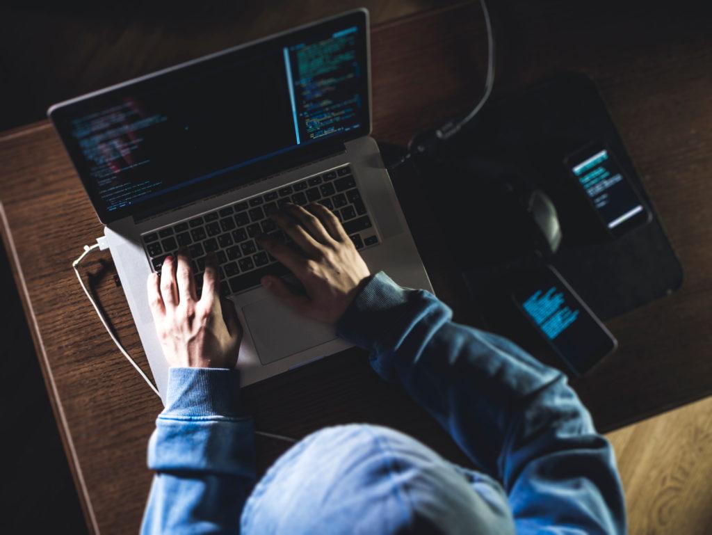 can hackers find your social security number online?