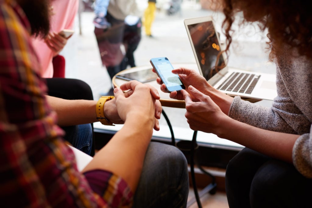 how to protect your identity on social media